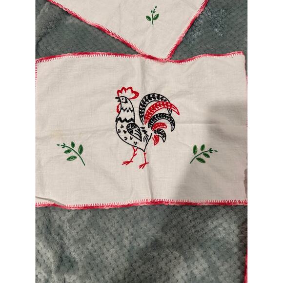 Vintage Hand Embroidered Rooster Placemats & Matching Napkins | Set of 6 - Picture 1 of 6